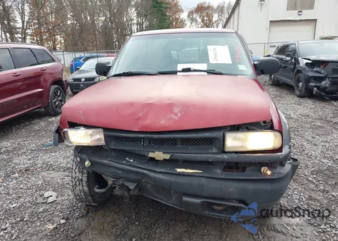 2002 Chevrolet S-10 Ls z USA, uszkodzony, nr VIN 1GCCT19WX28190041